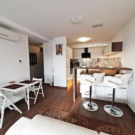 Daire Blue Azur Siofok